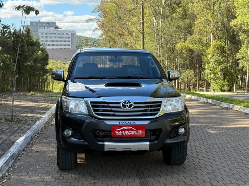HILUX 3.0 SRV 4X4 CD 16V TURBO INTERCOOLER DIESEL 4P AUTOMÁTICO - 2013 - GUAPORé