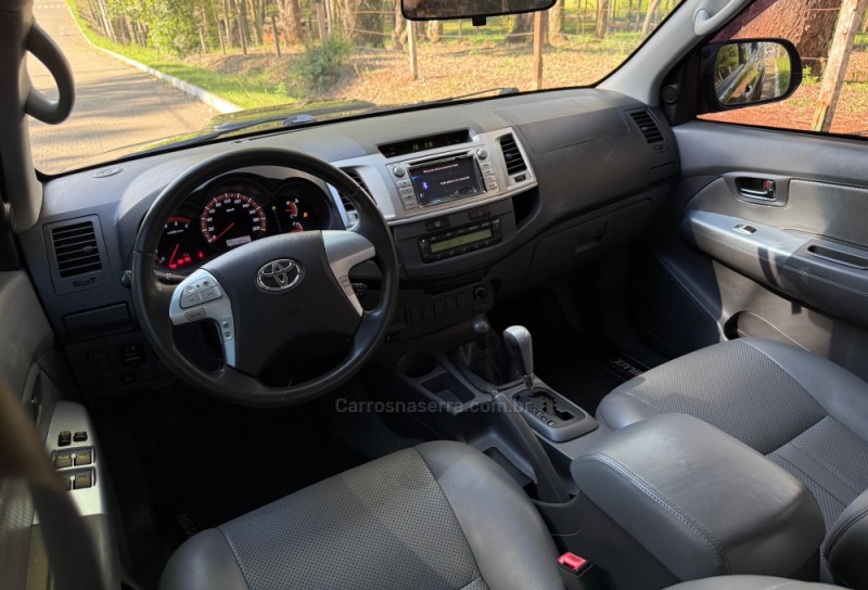 HILUX 3.0 SRV 4X4 CD 16V TURBO INTERCOOLER DIESEL 4P AUTOMÁTICO - 2013 - GUAPORé