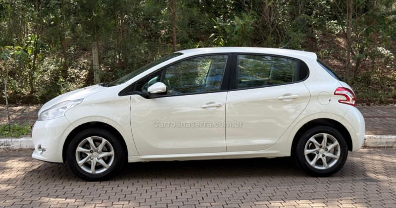 208 1.6 ACTIVE PACK 16V FLEX 4P AUTOMÁTICO - 2015 - GUAPORé