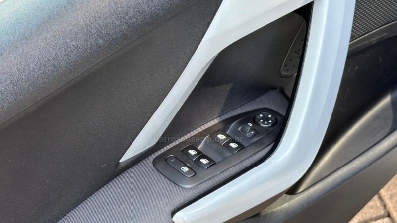 208 1.6 ACTIVE PACK 16V FLEX 4P AUTOMÁTICO - 2015 - GUAPORé