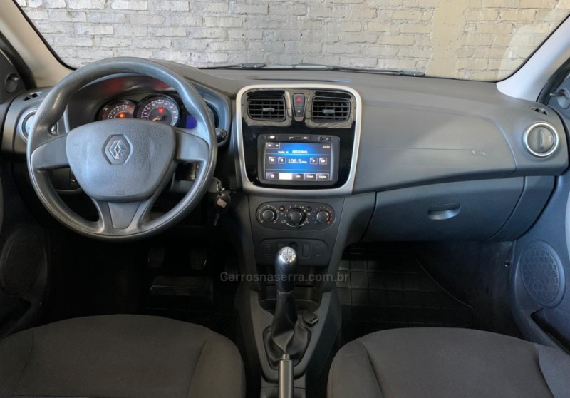 SANDERO 1.0 EXPRESSION 16V FLEX 4P MANUAL - 2015 - CAXIAS DO SUL
