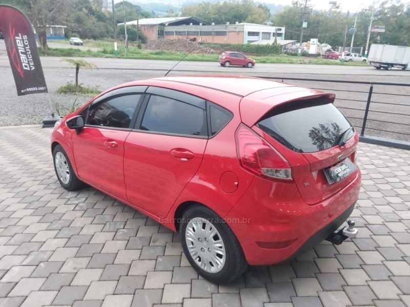 FIESTA 1.5 SE HATCH 16V FLEX 4P MANUAL - 2017 - ENCANTADO