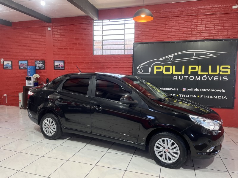GRAND SIENA 1.4 MPI ATTRACTIVE 8V FLEX 4P MANUAL - 2013 - CAXIAS DO SUL