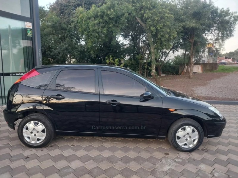 FOCUS 1.6 GL 8V GASOLINA 4P MANUAL - 2007 - ENCANTADO