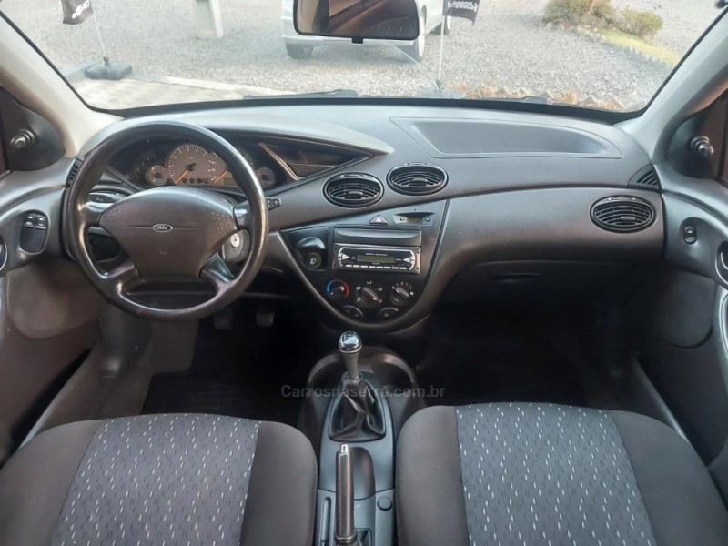 FOCUS 1.6 GL 8V GASOLINA 4P MANUAL - 2007 - ENCANTADO