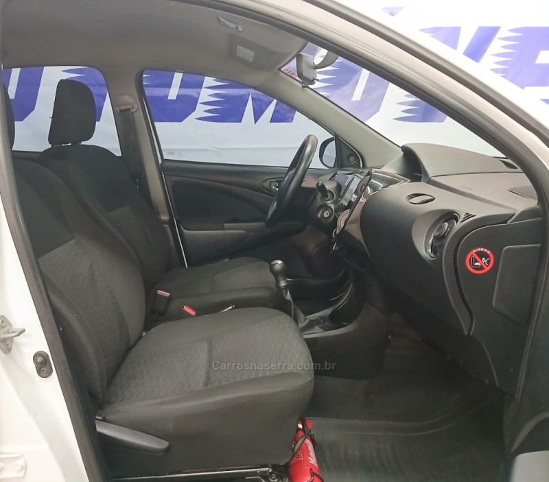 ETIOS 1.3 X 16V FLEX 4P MANUAL - 2016 - CAXIAS DO SUL