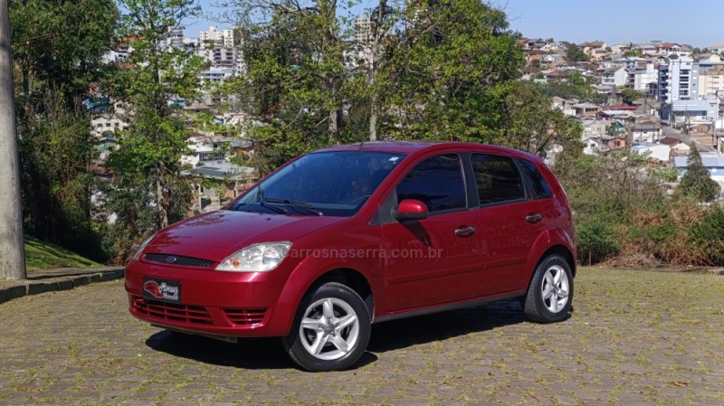fiesta 1.6 mpi 8v gasolina 4p manual 2004 caxias do sul