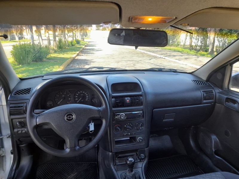 ASTRA 2.0 500 MPFI SEDAN 16V 4P - 2001 - FARROUPILHA