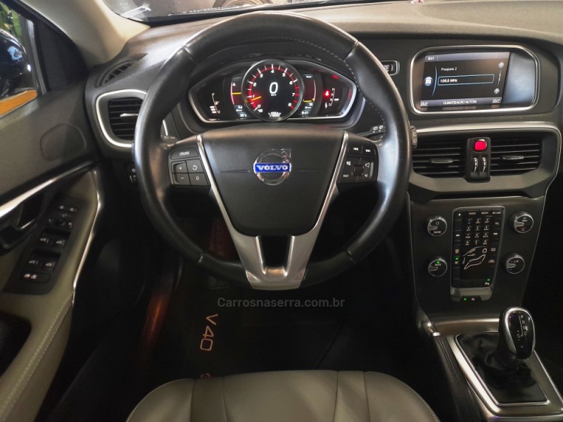 V40 2.0 T4 DYNAMIC TURBO GASOLINA 4P AUTOMÁTICO - 2014 - CAXIAS DO SUL