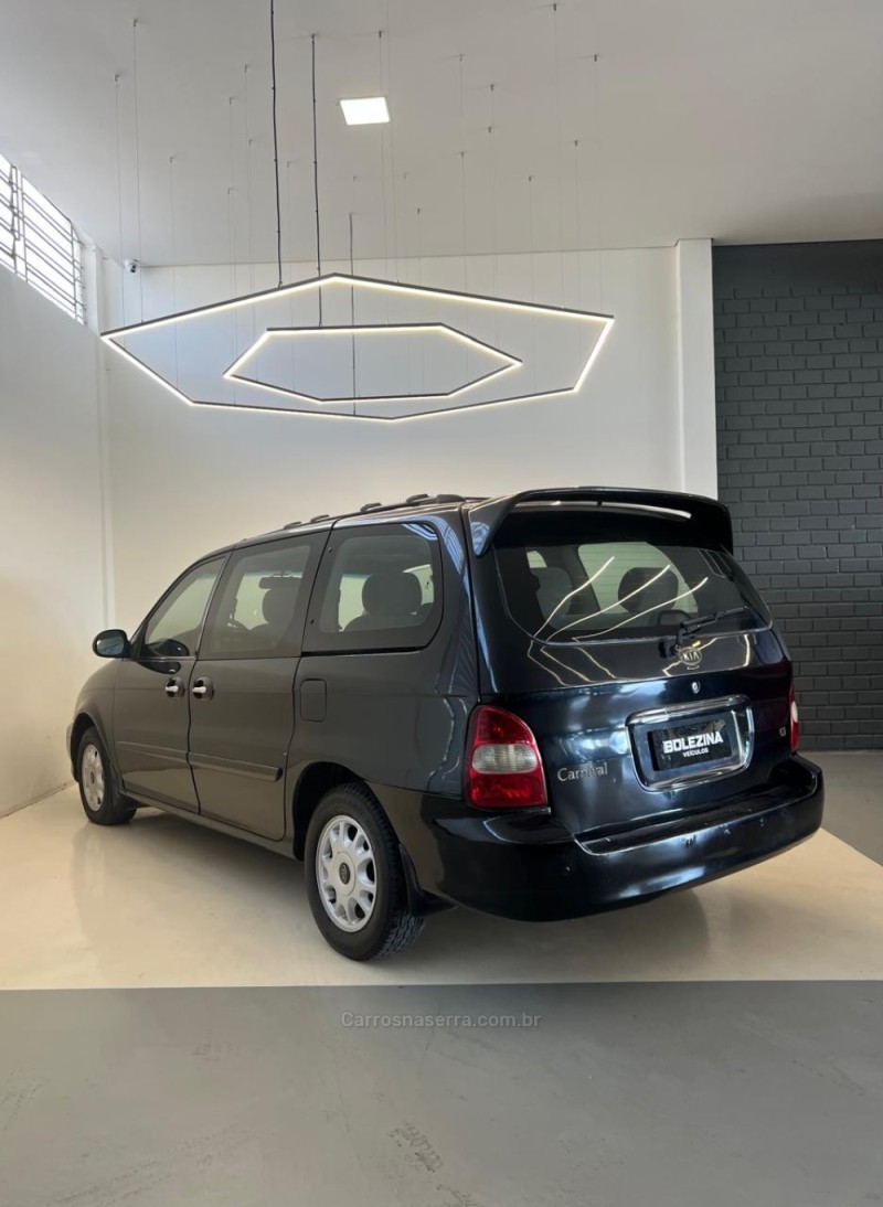 CARNIVAL 2.9 GS 16V TURBO DIESEL 4P AUTOMÁTICO - 2001 - NOVO HAMBURGO