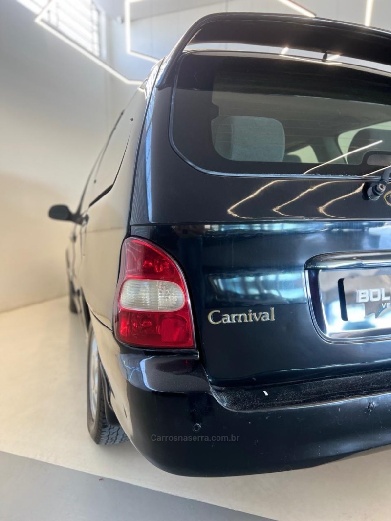 CARNIVAL 2.9 GS 16V TURBO DIESEL 4P AUTOMÁTICO - 2001 - NOVO HAMBURGO