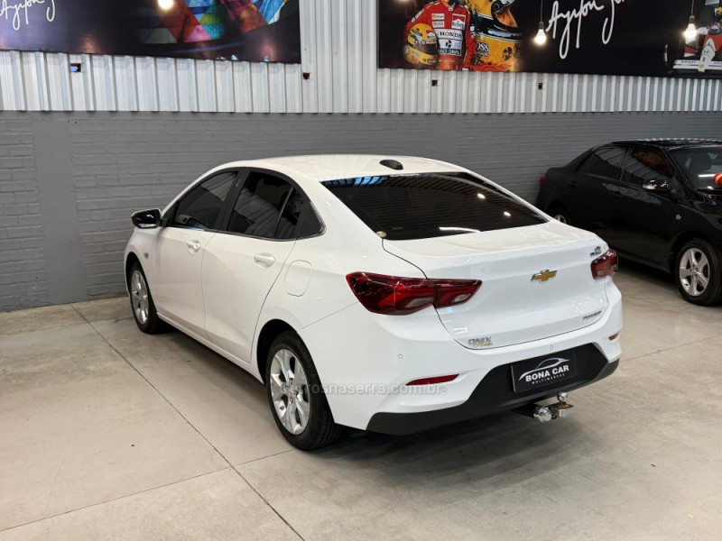 ONIX 1.0	PREMIER PLUS 12V TURBO FLEX 4P AUTOMÁTICO - 2020 - CAXIAS DO SUL