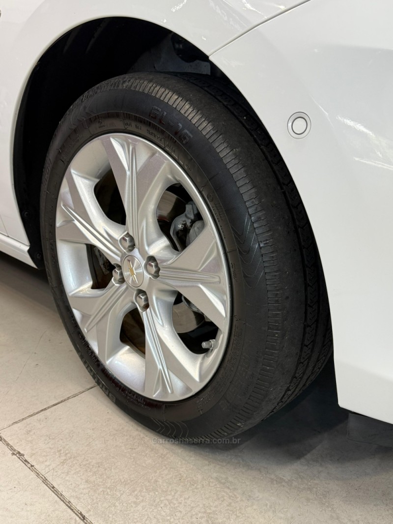 ONIX 1.0	PREMIER PLUS 12V TURBO FLEX 4P AUTOMÁTICO - 2020 - CAXIAS DO SUL