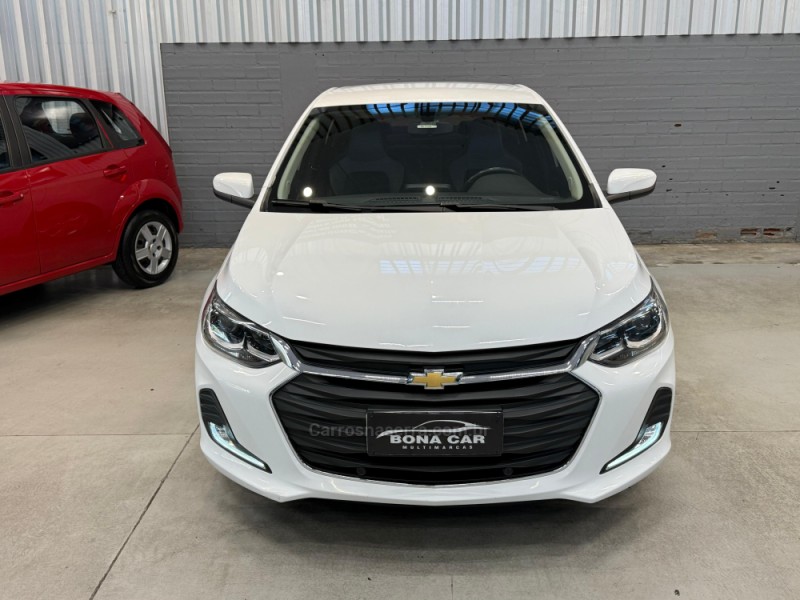ONIX 1.0	PREMIER PLUS 12V TURBO FLEX 4P AUTOMÁTICO - 2020 - CAXIAS DO SUL