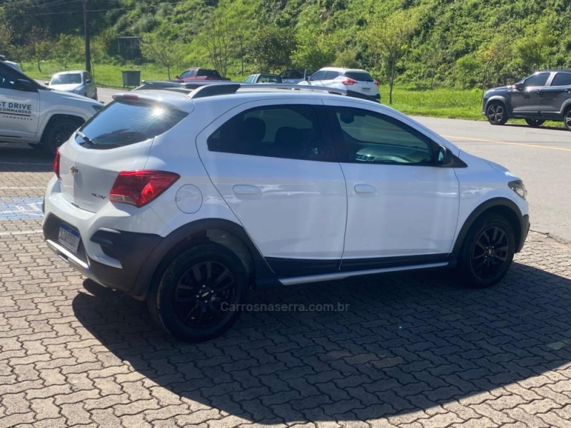 ONIX 1.4 MPFI ACTIV 8V FLEX 4P MANUAL - 2019 - BENTO GONçALVES