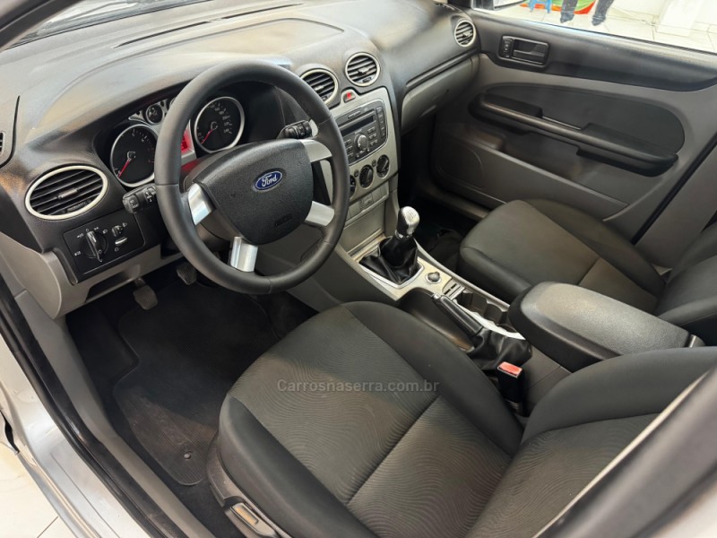 FOCUS 1.6 GLX 16V FLEX 4P MANUAL - 2013 - BOM RETIRO DO SUL