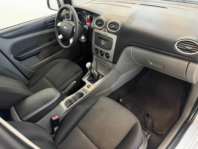 FOCUS 1.6 GLX 16V FLEX 4P MANUAL - 2013 - BOM RETIRO DO SUL