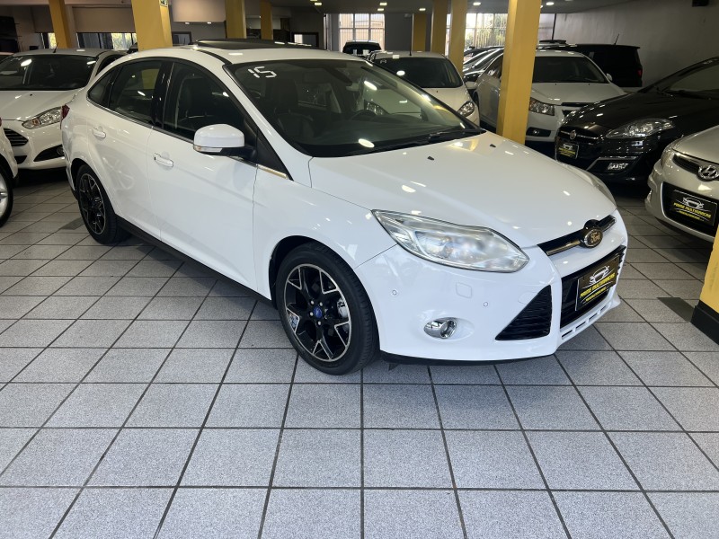 FOCUS 2.0 SE PLUS SEDAN 16V FLEX 4P AUTOMÁTICO - 2015 - CAXIAS DO SUL