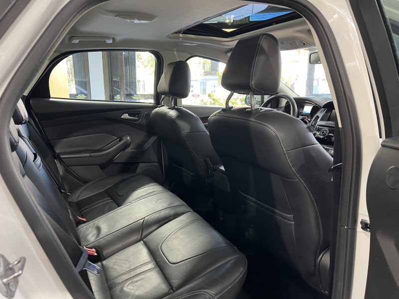 FOCUS 2.0 SE PLUS SEDAN 16V FLEX 4P AUTOMÁTICO - 2015 - CAXIAS DO SUL