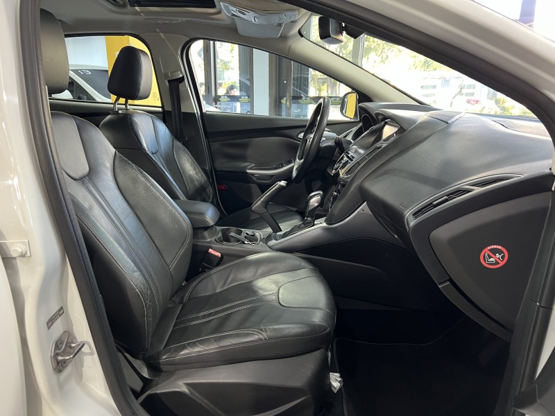 FOCUS 2.0 SE PLUS SEDAN 16V FLEX 4P AUTOMÁTICO - 2015 - CAXIAS DO SUL