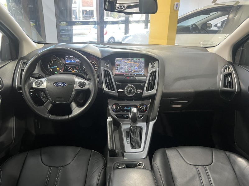 FOCUS 2.0 SE PLUS SEDAN 16V FLEX 4P AUTOMÁTICO - 2015 - CAXIAS DO SUL