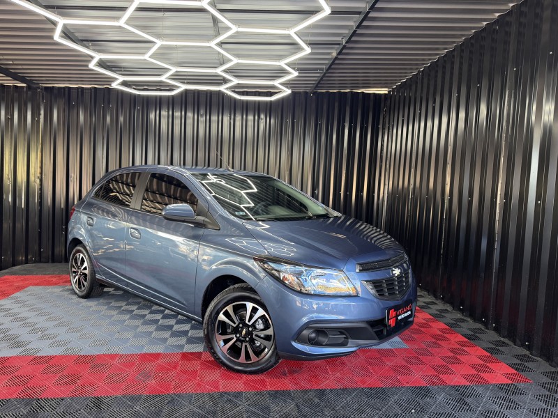 ONIX 1.4 MPFI LT 8V FLEX 4P MANUAL - 2015 - CAXIAS DO SUL