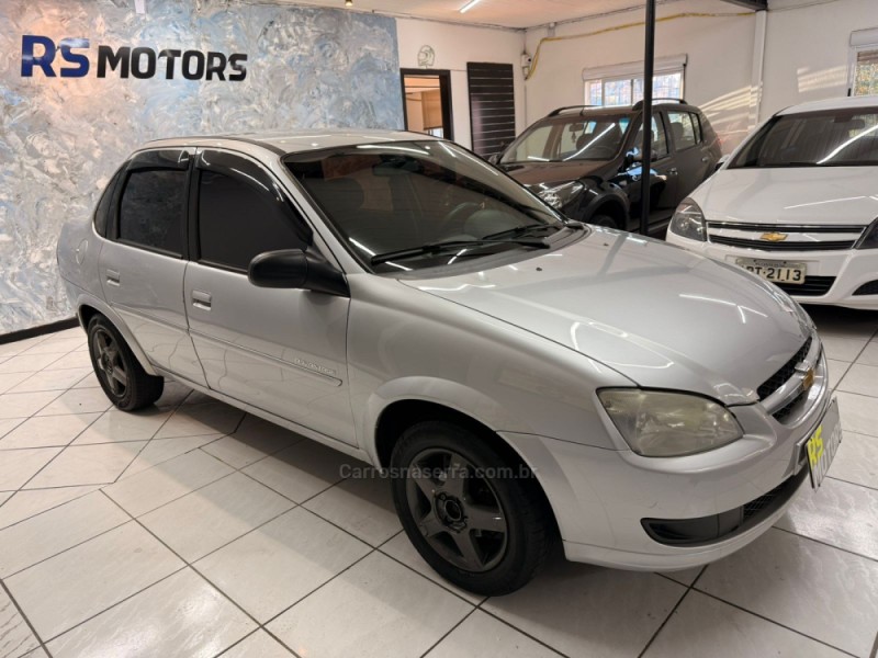 CLASSIC 1.0 MPFI VHC ADVANTAGE 8V FLEX 4P MANUAL - 2014 - CAXIAS DO SUL