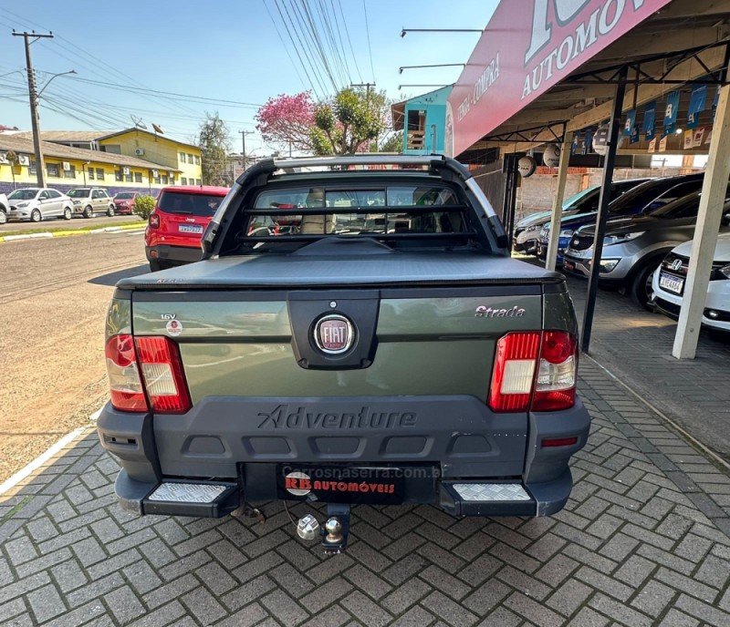 STRADA 1.8 MPI ADVENTURE LOCKER CD 8V FLEX 2P MANUAL - 2013 - PAROBé