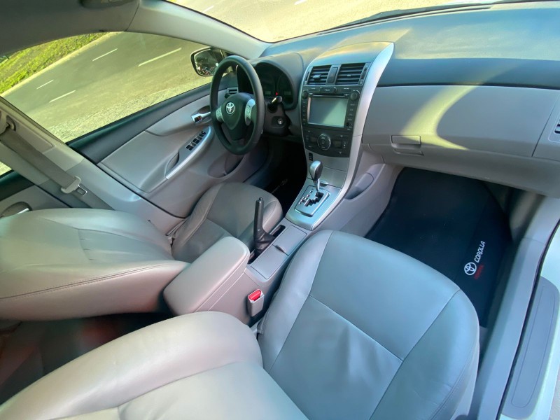 COROLLA 2.0 XEI 16V FLEX 4P AUTOMÁTICO - 2013 - CAXIAS DO SUL