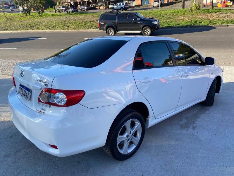 COROLLA 2.0 XEI 16V FLEX 4P AUTOMÁTICO - 2013 - CAXIAS DO SUL