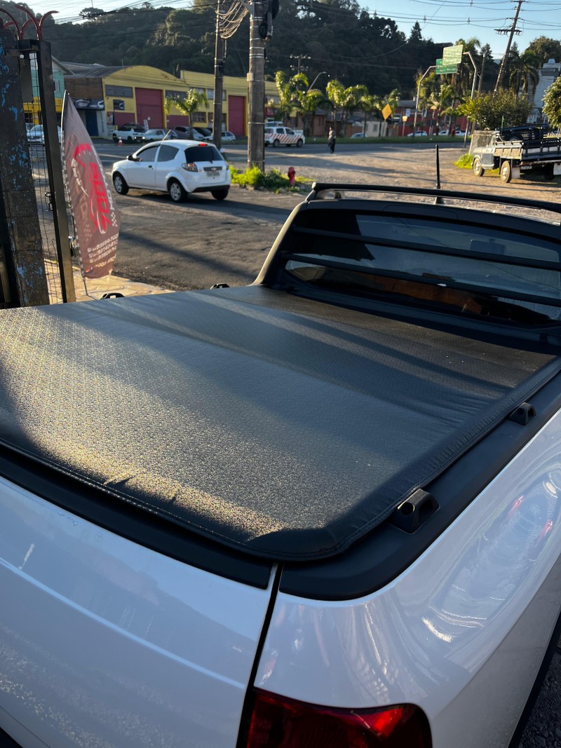 SAVEIRO 1.6 MI TREND CS 8V FLEX 2P MANUAL G.V - 2014 - CAXIAS DO SUL