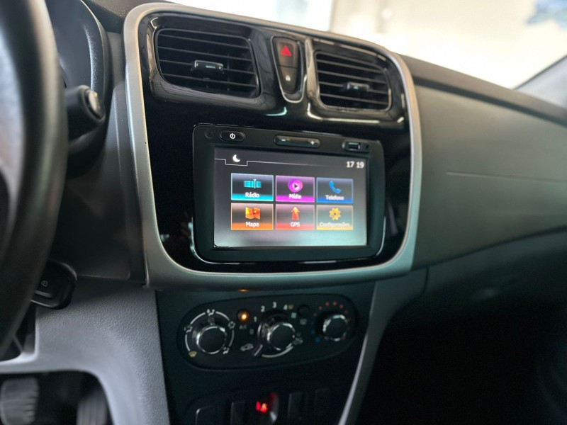 LOGAN 1.6 EXPRESSION 16V FLEX 4P MANUAL - 2018 - CAXIAS DO SUL
