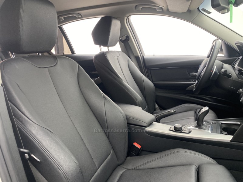 320I 2.0 SPORT 16V TURBO ACTIVE FLEX 4P AUTOMÁTICO - 2017 - CARLOS BARBOSA