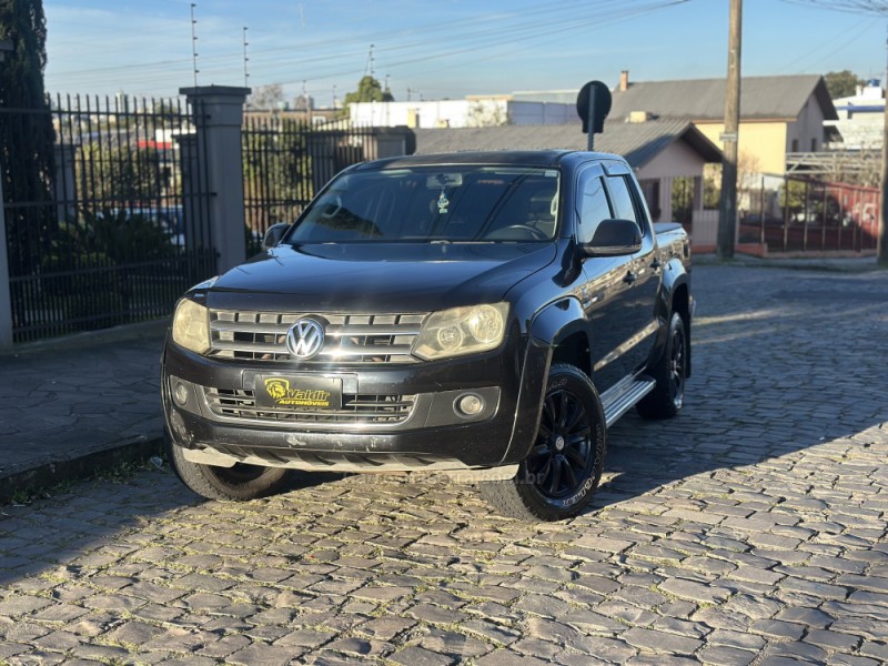 AMAROK 2.0 HIGHLINE 4X4 CD 16V TURBO INTERCOOLER DIESEL 4P MANUAL - 2011 - CAXIAS DO SUL