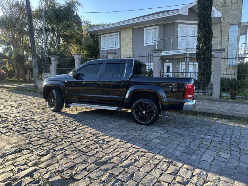 AMAROK 2.0 HIGHLINE 4X4 CD 16V TURBO INTERCOOLER DIESEL 4P MANUAL - 2011 - CAXIAS DO SUL