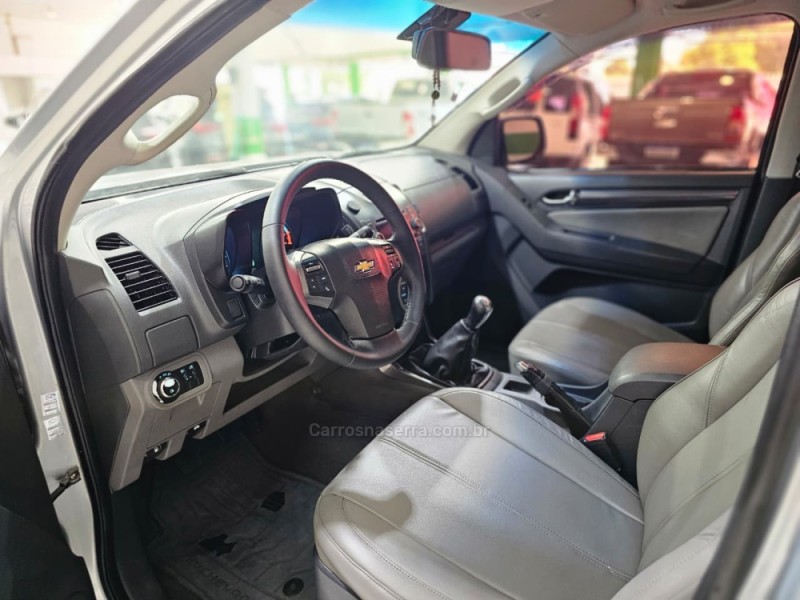 S10 2.4 LTZ 4X2 CD 8V FLEX 4P MANUAL - 2013 - SAPUCAIA DO SUL