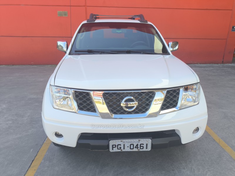 FRONTIER 2.5 LE 4X4 CD TURBO ELETRONIC DIESEL 4P AUTOMÁTICO - 2013 - FARROUPILHA