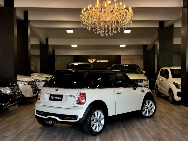 COOPER 1.6 S 16V TURBO GASOLINA 2P AUTOMÁTICO - 2011 - CAXIAS DO SUL