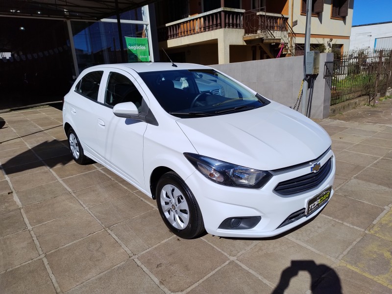 ONIX 1.0 MPFI LT 8V FLEX 4P MANUAL - 2018 - VACARIA