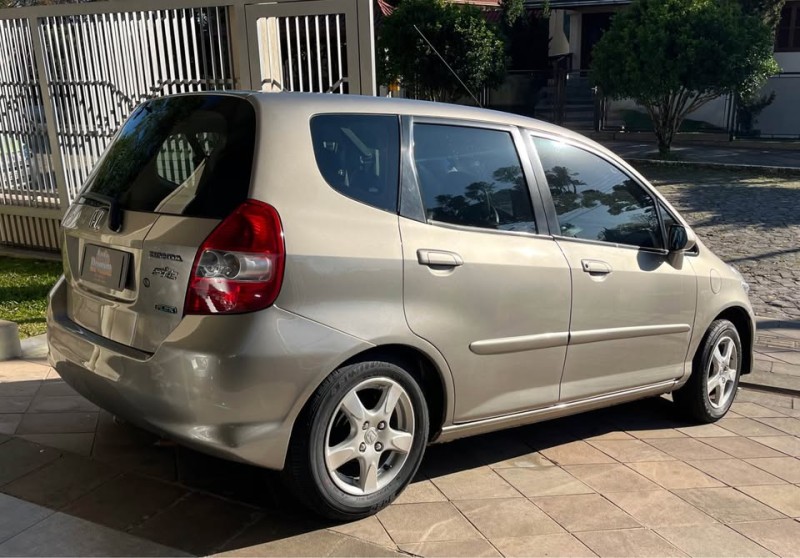 FIT 1.4 LX 8V GASOLINA 4P MANUAL - 2008 - NOVA PETRóPOLIS