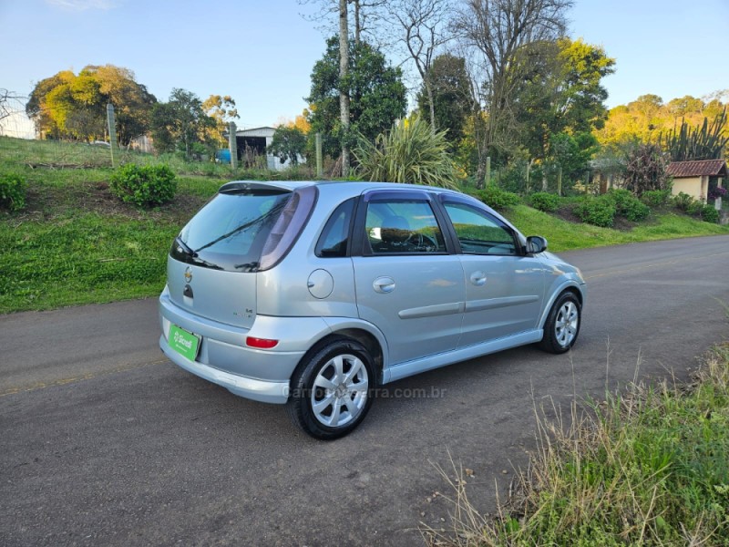 CORSA 1.4 MPFI PREMIUM 8V FLEX 4P MANUAL - 2009 - VERANóPOLIS