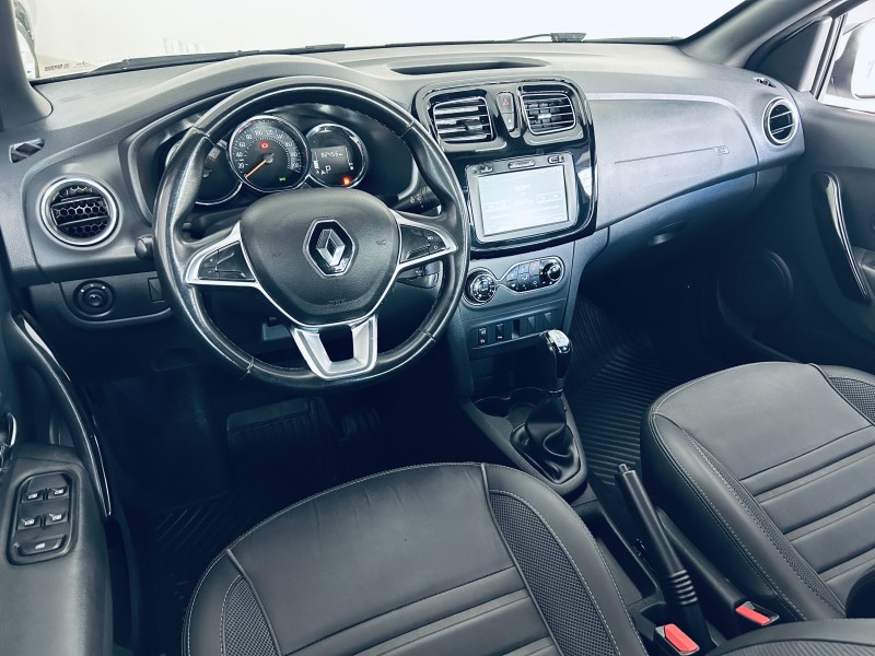 LOGAN 1.6 ICONIC SCE 16V FLEX 4P AUTOMÁTICO - 2020 - CAXIAS DO SUL