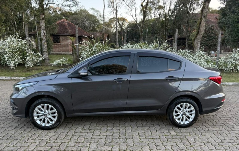CRONOS 1.3 DRIVE 8V FLEX 4P MANUAL - 2022 - CANELA