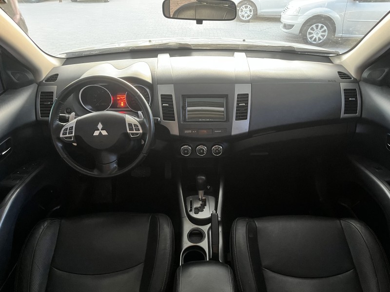 OUTLANDER 2.0 16V GASOLINA 4P AUTOMÁTICO - 2013 - CAXIAS DO SUL