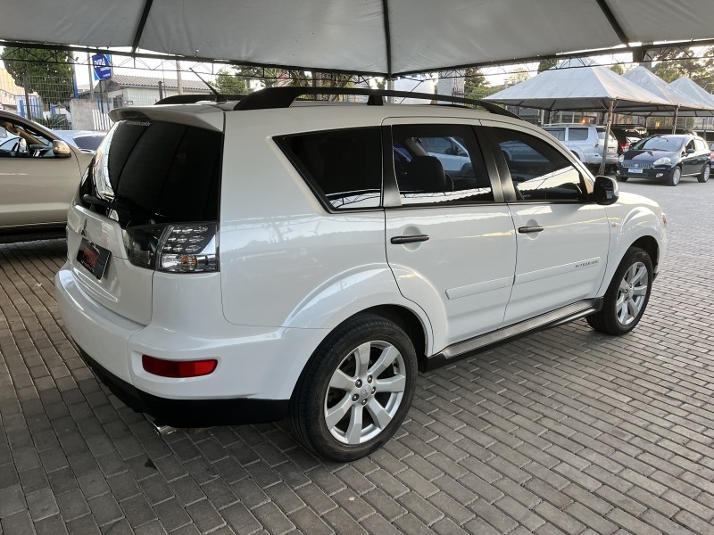 OUTLANDER 2.0 16V GASOLINA 4P AUTOMÁTICO - 2013 - CAXIAS DO SUL