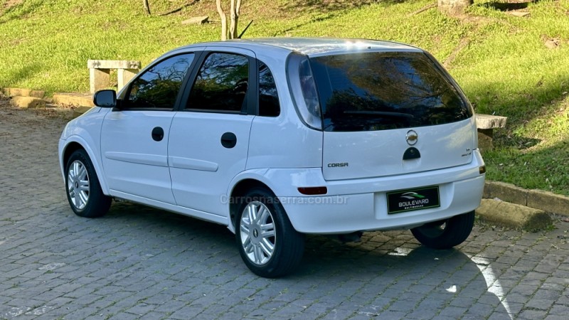 CORSA 1.4 MPFI MAXX 8V FLEX 4P MANUAL - 2011 - CAXIAS DO SUL