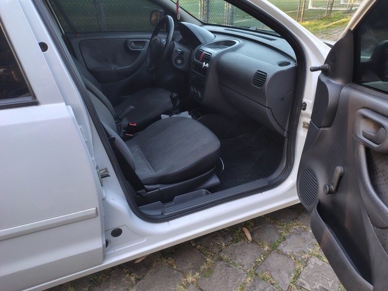 CORSA 1.4 MPFI MAXX SEDAN 8V FLEX 4P MANUAL - 2008 - CAXIAS DO SUL