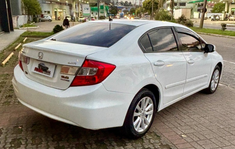 CIVIC 2.0 LXR 16V FLEX 4P AUTOMÁTICO - 2014 - CAXIAS DO SUL