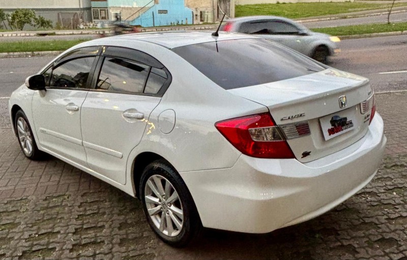 CIVIC 2.0 LXR 16V FLEX 4P AUTOMÁTICO - 2014 - CAXIAS DO SUL