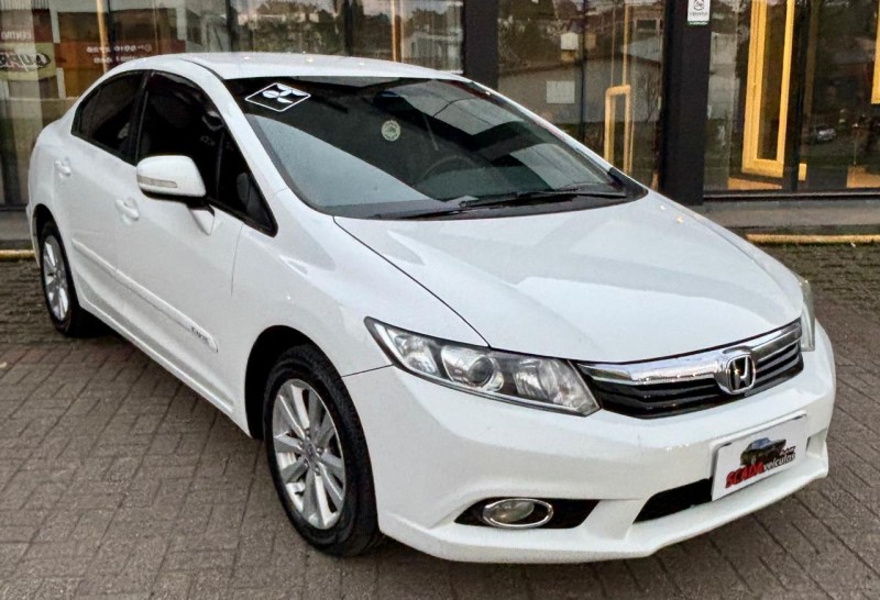 CIVIC 2.0 LXR 16V FLEX 4P AUTOMÁTICO - 2014 - CAXIAS DO SUL